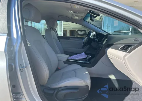 2015 Hyundai Sonata Sport z USA, uszkodzony, nr VIN 5NPE34AF2FH135533